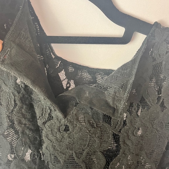 Dolce & Gabbana Lace Sleeve less black top 36 - Picture 5 of 5